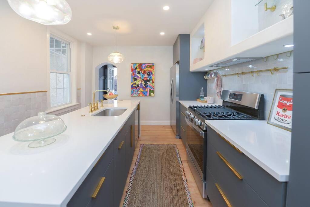 Spacious 3 Bdr Home, Hosted By Stayrafa 1121 *